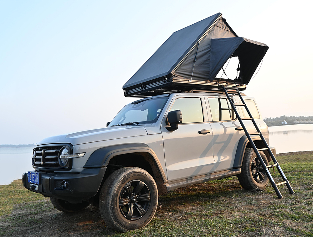 Four Seasons Aviation Aluminum Alloy Hard Shell Triangular Roof Tent