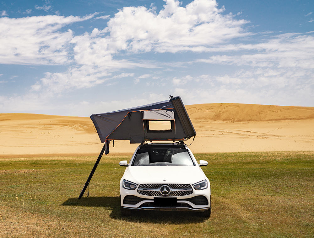 Roof Tent Provides a Safe And Comfortable "Home" For Your Outdoor Journey