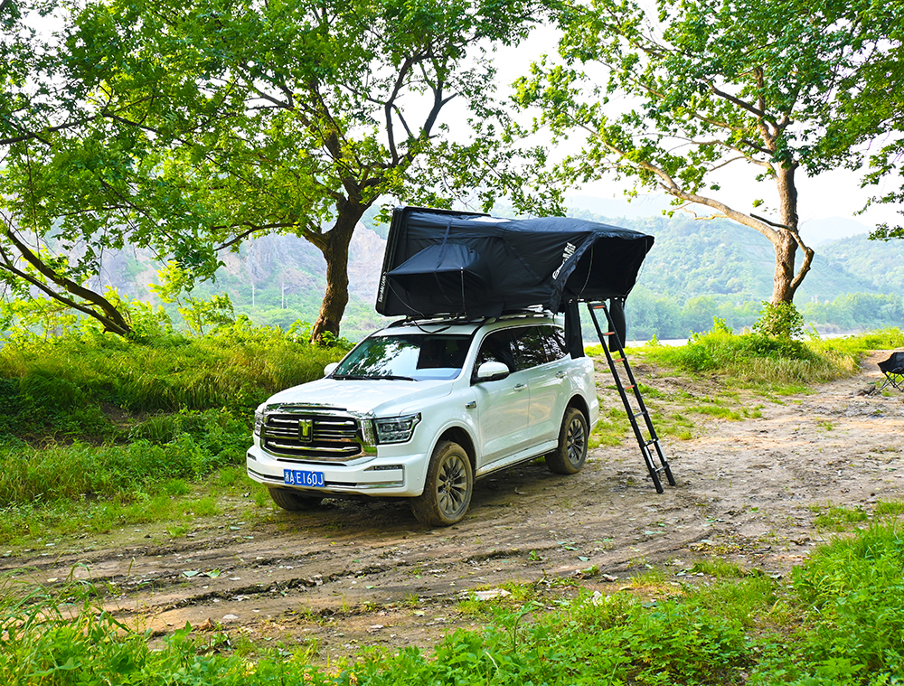 Roof Tent Provides a Safe And Comfortable "Home" For Your Outdoor Journey