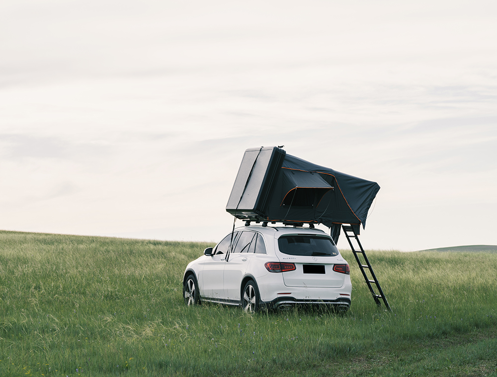 Unlock the New Aluminum Shell Side Flip Camping Rooftop Tents